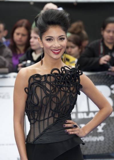 Nicole Scherzinger in Vanessa Leu earrings