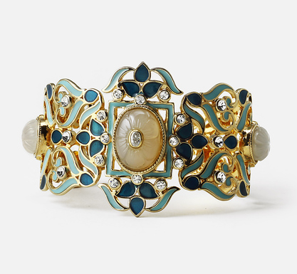 isharya jaisel floral statement cuff