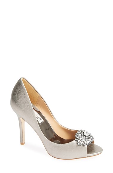 badgley mischka hollie pump