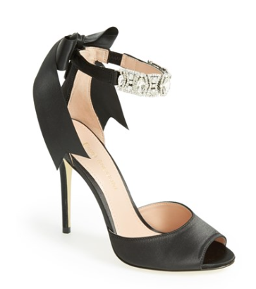 enzo angiolini nordia satin peepe toe sandal