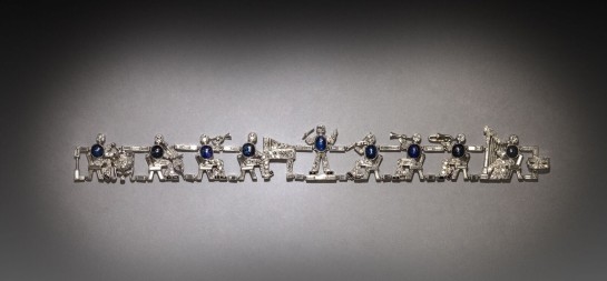 neil lane jazz age platinum diamond sapphire and carved onyx orchesra bracelet, 1903's